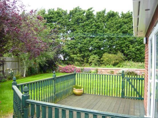 2 Side Garden