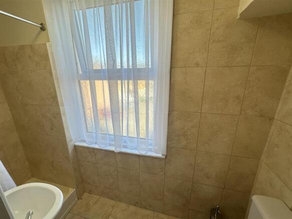 4 bed Block of Apartments for sale Image 4