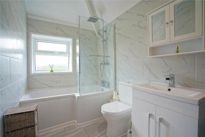4 bed Semi-Detached for sale Image 10