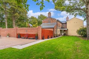 1, The Woodhouse Farmhouse, Woodhouse Lane, Priorslee, Telford TF2 9XZ