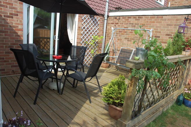 Photo 8
