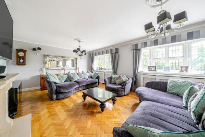 1296872-23-682dc6...