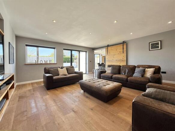 Living Room_.jpeg