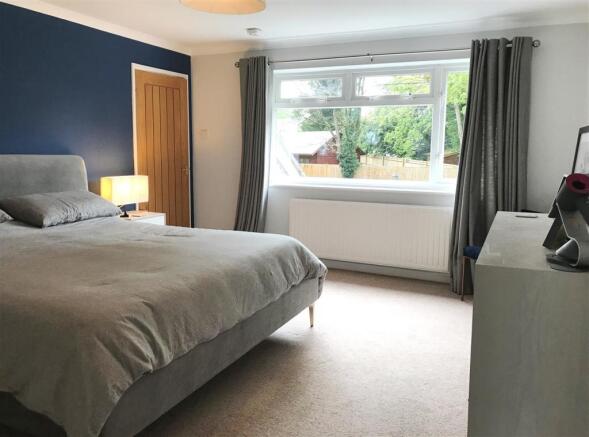 Bed 2.JPG