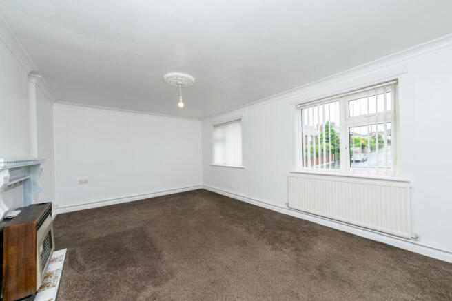 2 bed Flat to rent Image 11
