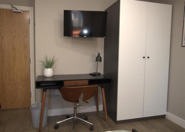 1 bed Apartment to rent Image 4