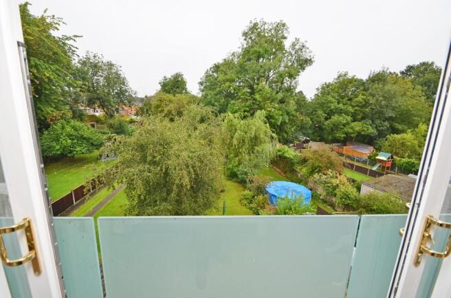Photo 33