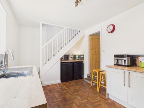 3 bed Terraced for sale Image 6