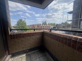 9, Chiltern House, Oxford Road, Aylesbury HP19 8FQ