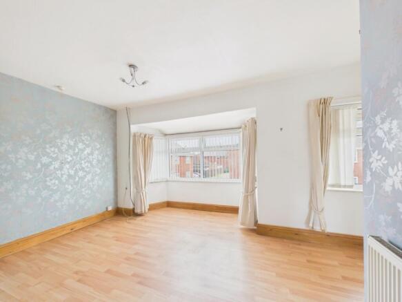 3 bed Semi-Detached for sale Image 10