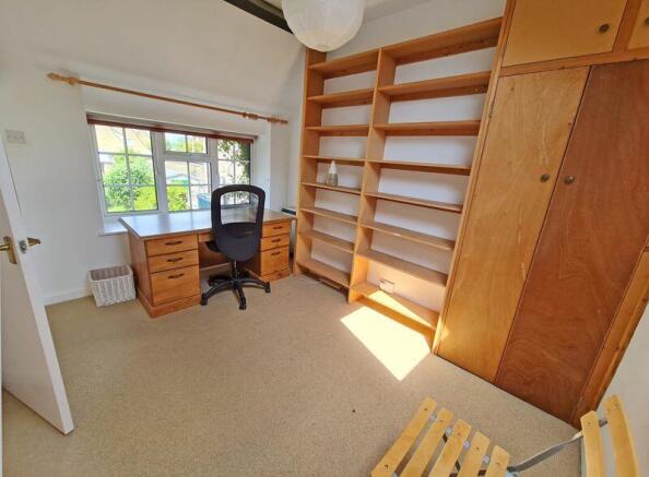 Photo 12