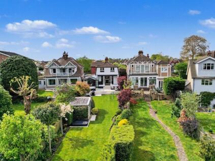 Molember Road, East Molesey, KT8