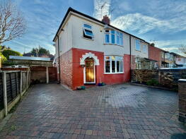 8, The Crescent, Bredbury, Stockport SK6 2DX