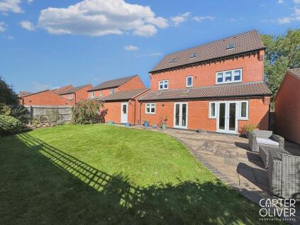 Leaders Way, Lutterworth, LE17