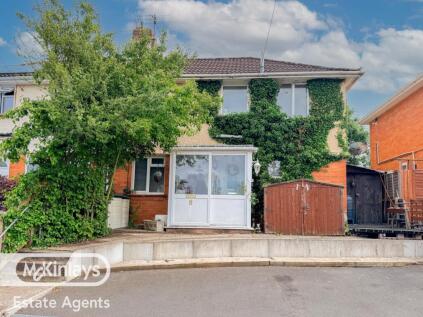 3 bedroom semi detached, Rockwell Green, Wellington