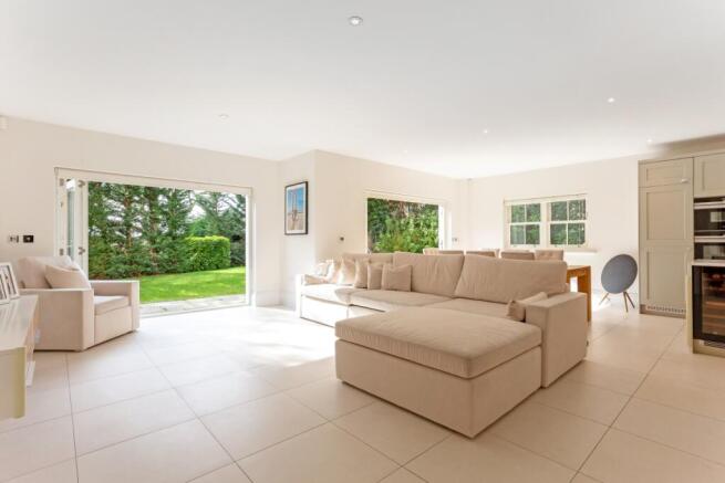 Windsor Grey Close