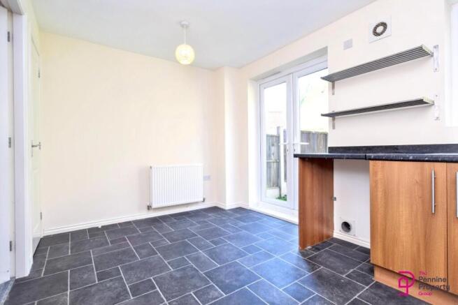 3 bed Terraced for sale Image 5