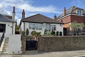 17, Hare Lane, Farncombe, Godalming GU7 3EE