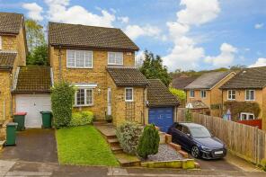 61, Ranmore Close, Broadfield, Crawley RH11 9RD