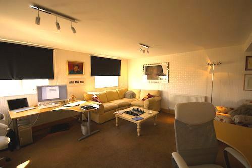 2nd Lounge