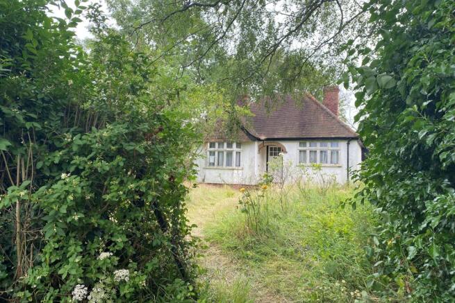 103 Milestone Avenue, Charvil, Reading, Berks, RG10 9TN