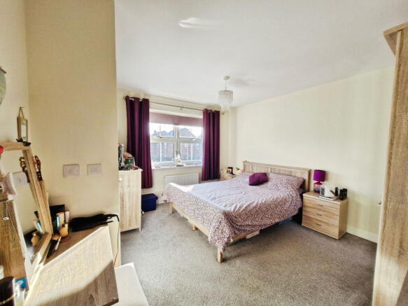 3 bed Detached for sale Image 8