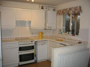 Kitchen (open plan)
