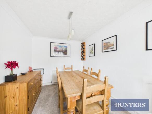 4 bed Detached for sale Image 6