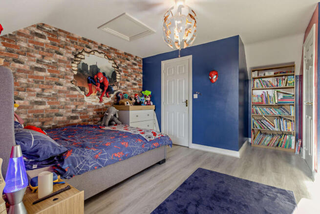 3 bed Detached for sale Image 6