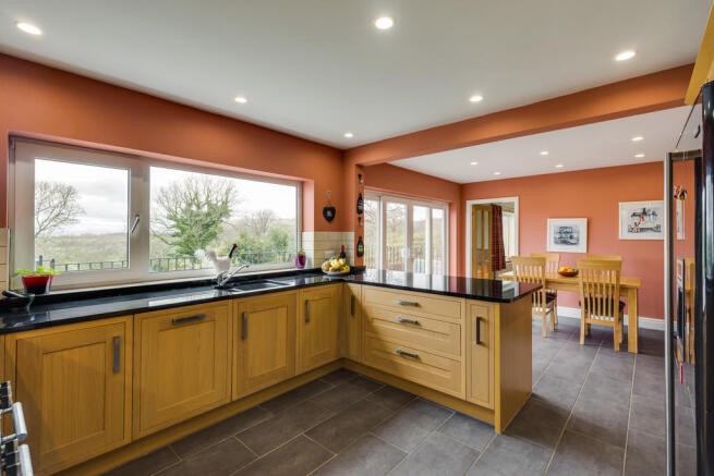 Kitchen/Dining Ro...