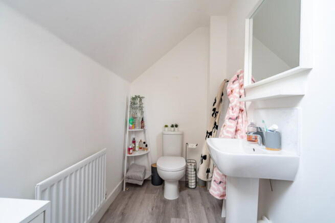 3 bed Semi-Detached for sale Image 11