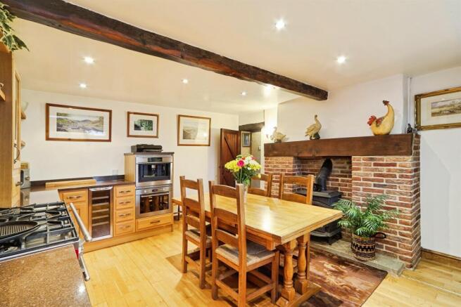 3 bed Detached for sale Image 5