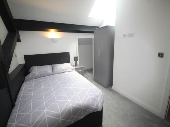 2 bed Flat to rent Image 4