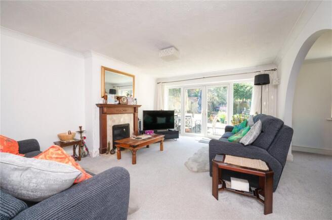 Field View Rise, Bricket Wood, St. Albans, Hertfordshire, AL2 photo 2