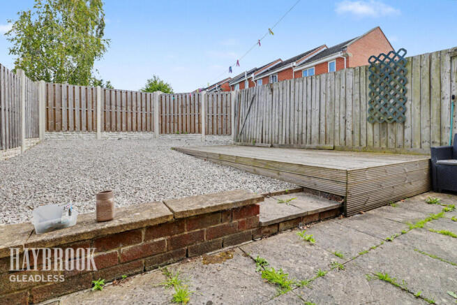 3 bed Semi-Detached for sale Image 4
