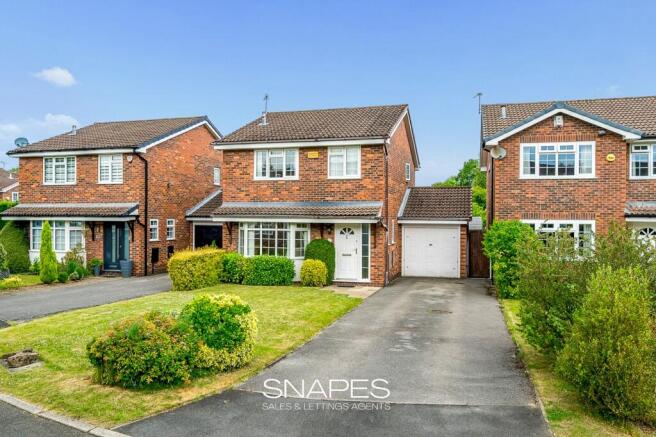 Grange Road, Bramhall, SK7 photo 4