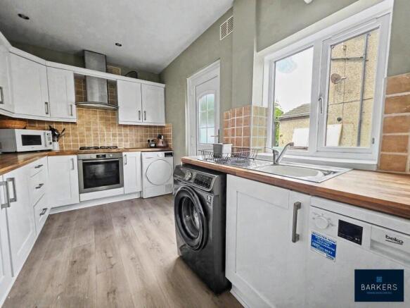 3 bed Semi-Detached for sale Image 4