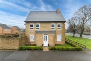 2, Perry Way, Leeds LS27 0FA