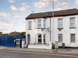 First Floor Flat, 126, Sea Street, Herne Bay CT6 8JY