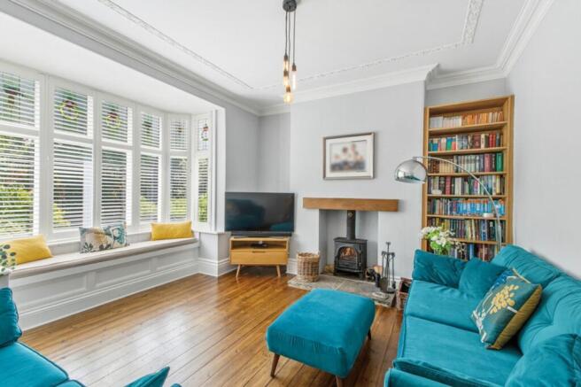 5 bed Semi-Detached for sale Image 5