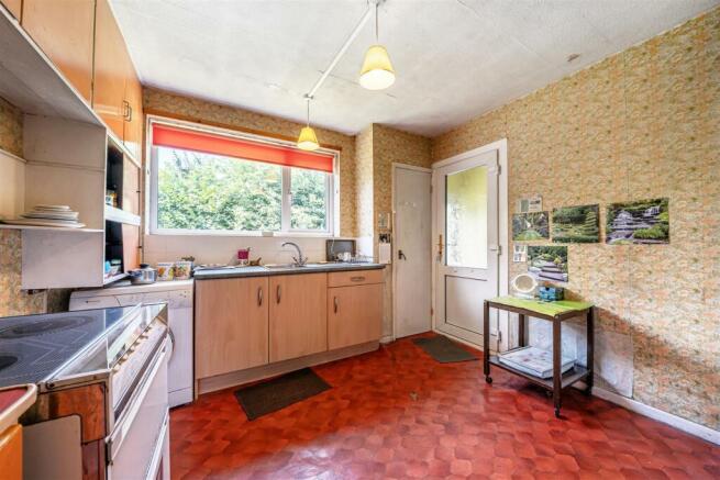Kitchen / Breakfast Room