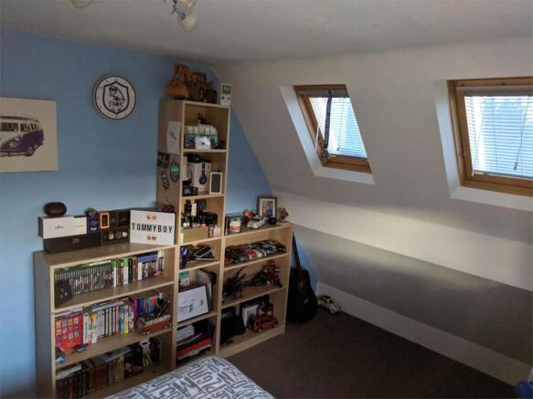 Photo 16