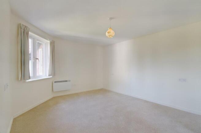 8556920-interior05-800.JPG