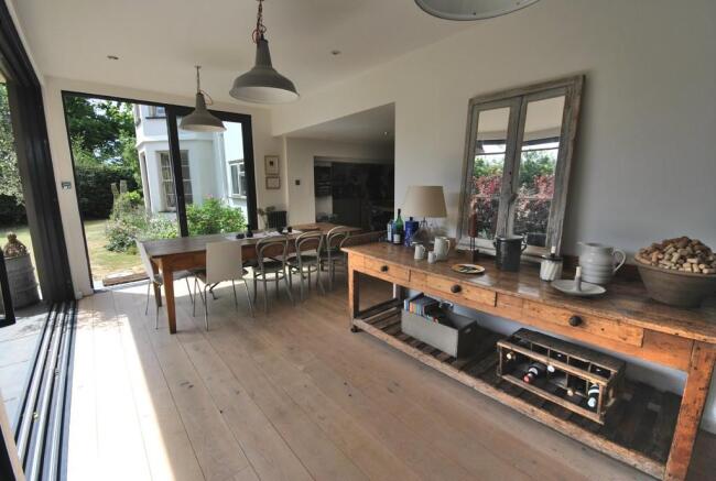 Contemporary gard...