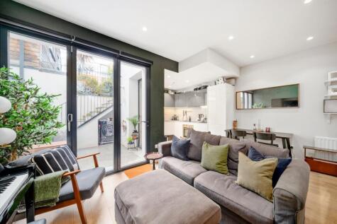 Greyhound Road, Hammersmith, London, W6