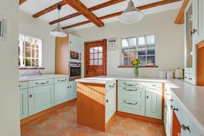 15-1d97JHPropWorld - 74 Winn Road - 13.jpg