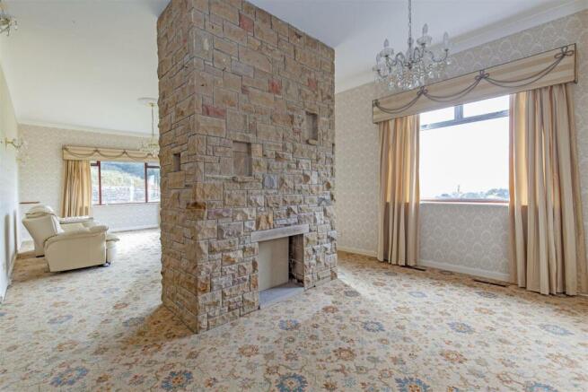 Reception Room-1.jpg