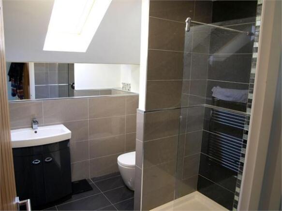 En-Suite Shower Roo