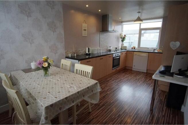 Kitchen / Diner