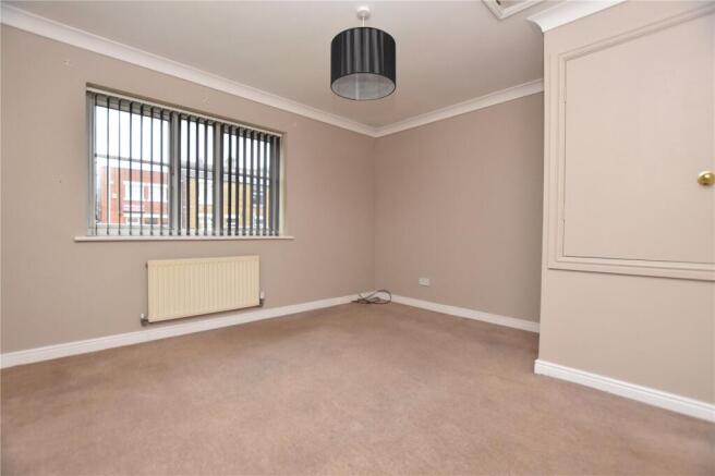 2 bed Semi-Detached for sale Image 7
